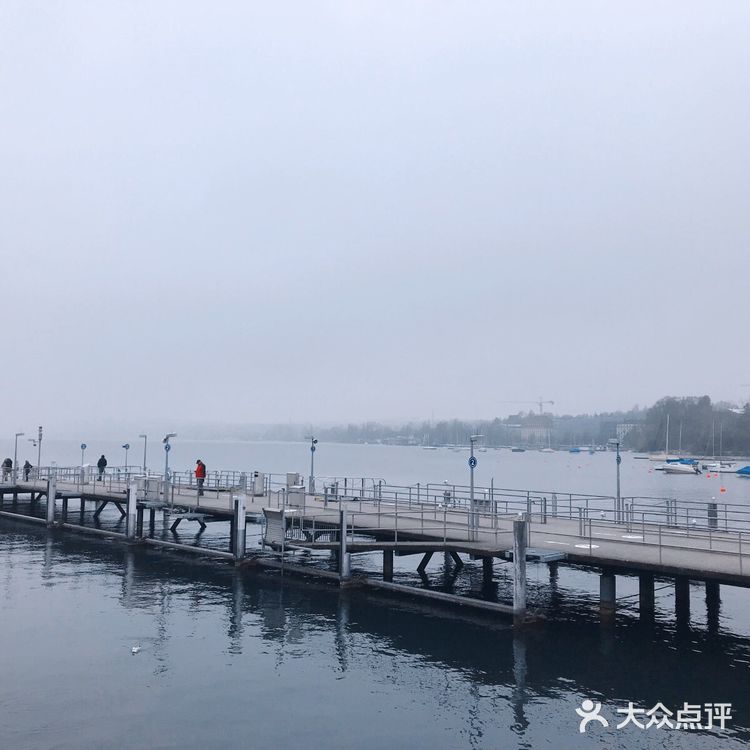 瑞士🇨🇭苏黎世——班霍夫大街