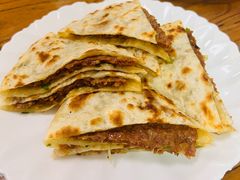 -溢心园香河肉饼总店