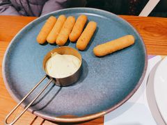 莫扎里拉奶酪棒-HELLO MUSAE 拾光缪斯餐厅·纯正希腊风味(苏州中心店)