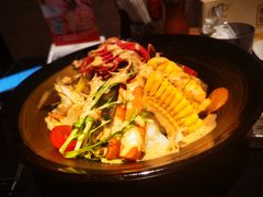 -山川小町·极番烧肉(新地假日广场店)