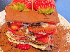-W COLLECTIVE  DESSERT SHOP