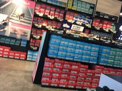 -SKECHERS 斯凯奇(上海国际时尚中心店)