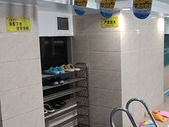 -小蓝鲸游泳培训基地(积水潭店)