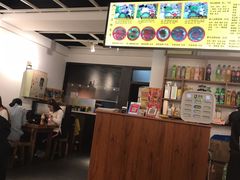 -丽虹云南过桥米线(兴工街店)