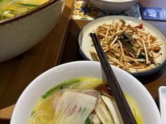 -芸南道·过桥米线(昆明老街旗舰店)
