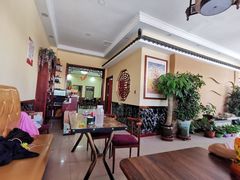 大堂-壹阁胡羊焖饼(特色小吃街店)