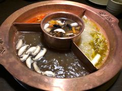 菌王奇香锅-滇釜火锅·能喝汤的火锅(车公庄店)