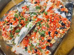 剁椒鱼头-记忆湘菜馆(芙蓉镇店)