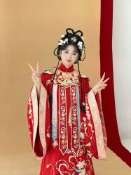 -青禾蒙娜丽莎婚纱摄影(武汉总店)