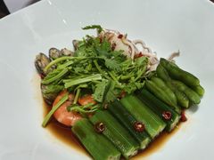 -红鼎豆捞·非遗鲍皇汤火锅(宝丰路店)