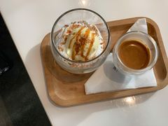 -洪小鹏生活美学馆(领SHOW天地店)