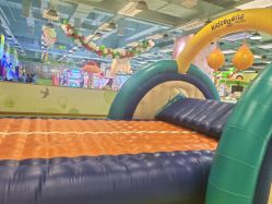 -莫莉幻想儿童乐园(三河燕郊永旺店)