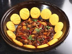 -地主大院铁锅炖(创业街店)