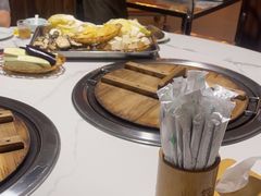 -人民公社铁锅炖·东北菜(卫国道店)