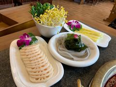 -小天鹅火锅·一线江景洪鼎旗舰店(洪崖洞店)