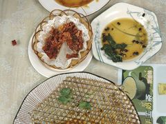 -天天向上素食餐厅(五台山店)
