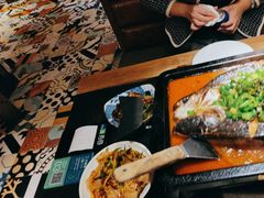 -夯鱼烤鱼·尔滨地标美食(中央商场店)