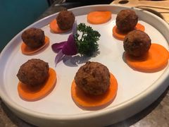 肉圆-三人行骨头王火锅(长寿店)
