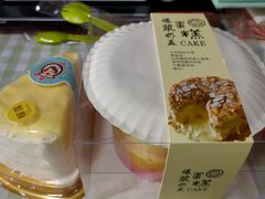 奥利奥爆浆奶盖蛋糕-童话味蕾千层榴莲蛋糕店(西安路店)