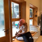 在咖啡厅交了一个叫“妞妞”的新朋友