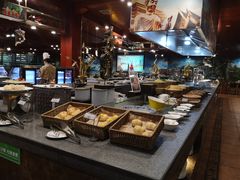 自助取餐区-华辰国际大酒店·西餐厅