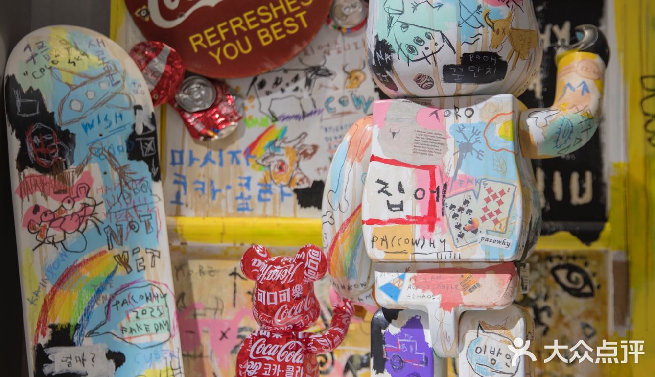 魔都探店 |上海最大的潮玩咖啡店