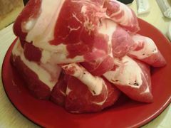 -洞庭洲·防空洞火锅·烧烤·铜锅涮肉(新百广场店)