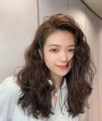 -阿莲新妆护肤造型