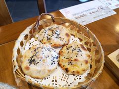 衢州土猪肉小烤饼-坊门老街(宜山路店)