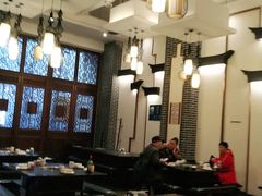 大堂-仁虎老火锅(黄泥磅店)