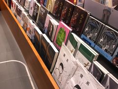 -西西弗书店&矢量咖啡(凯德晶萃广场店)