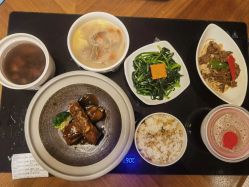 -蜜悦居月子中心(国金中心店)