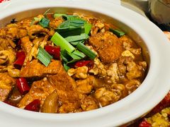 猪脑骨髓炖豆腐-阿财老铺·老蚌埠龙虾城(华夏总店)