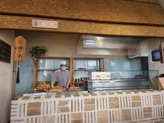 -峨嵋小镇·川菜(勒泰中心店)