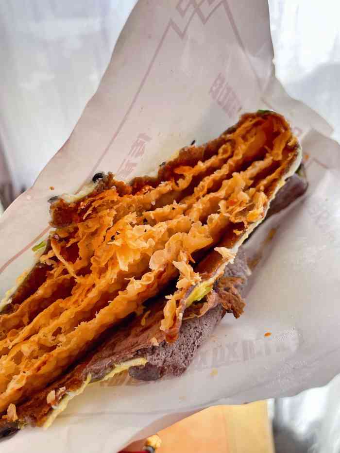 姜皇后煎饼(物资学院店)-"「烤冷面(素)」四星推荐要了素的,8元.