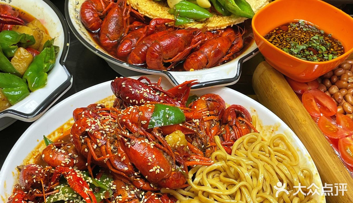 救命 我愿意称之为合肥蕞好吃的龙虾拌面[流泪]