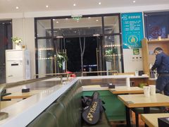 大堂-魏记烧味饭