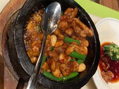 石锅杭椒牛蛙-桂满陇-十里风荷(合生汇店)