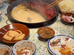 -鸿姐老火锅(花园路店)