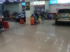 -壹伍陆连锁汽车维修美容(宝安中心区店)