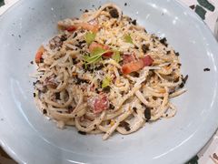 -MOMENTI手工意面(晶耀前滩店)