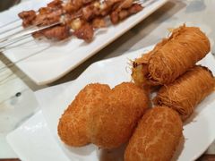 红糖糍粑拼榴莲酥-以前的小酒馆(中山广场店)