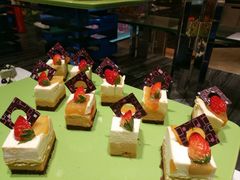 点心-盛宴标帜西餐厅龙虾.鲍鱼•牛排(重庆喜来登大酒店)