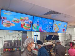 -麦当劳(呼市新华东街店)