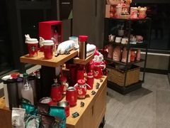 零售区-星巴克(天津东江道香年广场店)