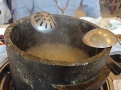 -鲁朗纳麦石锅鸡庄园