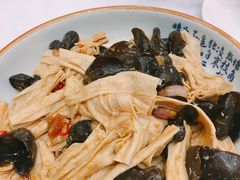 -围龙屋客家食府(福田店)