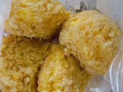 柠檬酸奶酥松小贝-鲍师傅糕点(江苏路店)