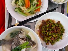 -爱的果实月嫂育婴师(世纪东方店)