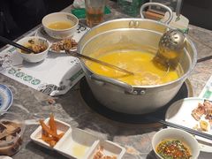 -禄婶鸡煲·打边炉